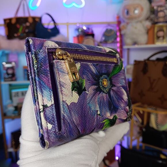 D&G Limited Edition Rare Purple Leather Floral Daisy Compact Tri-Fold Wallet - Picture 6 of 11
